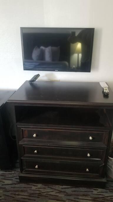 Hotel 2 Queen Beds Hotel Room 222 Wi-Fi Hot Tub Booking Stillwater Exterior photo